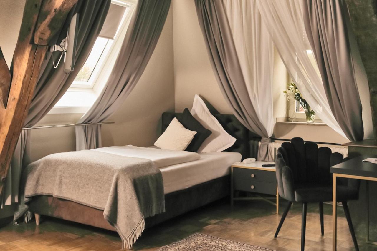 Hotel Van Bebber Ксантен Екстериор снимка