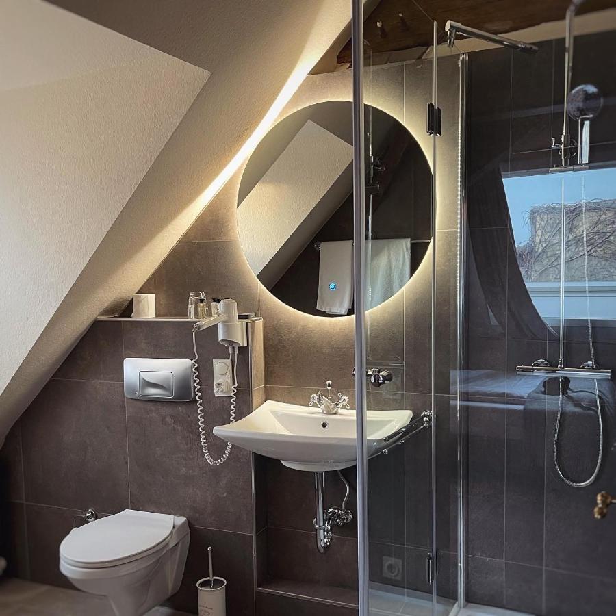 Hotel Van Bebber Ксантен Екстериор снимка